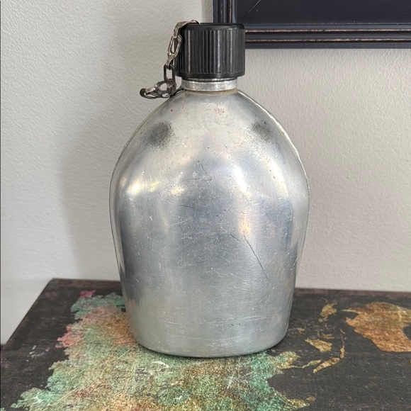 Made in Japan Vintage Silver Metal Canteen - Picture 1 of 6